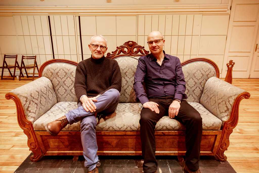 Próby UŁANÓW: Andrzej Witkowski (scenograf), Piotr Cieplak (reżyser). Fot. Krzysztof Bieliński Próby UŁANÓW: Andrzej Witkowski (scenograf), Piotr Cieplak (reżyser). Fot. Krzysztof Bieliński